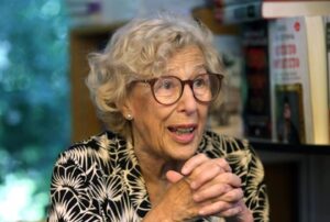 carmena-solo-si-es-si-que-significa-esta-afirmacion-en-el-contexto-politico-espanol