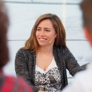 podemos-getafe-organiza-un-encuentro-con-maria-teresa-perez-directora-general-del-instituto-de-la-juventud