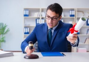 abogado-de-oficio-en-murcia-que-debes-saber-y-como-solicitarlo