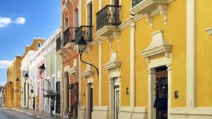 calle-decano-prendes-pando-descubre-la-historia-y-encanto-de-este-emblematico-lugar