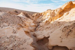 descubre-la-magia-del-barranco-de-los-encantados-un-paraiso-escondido-en-la-naturaleza